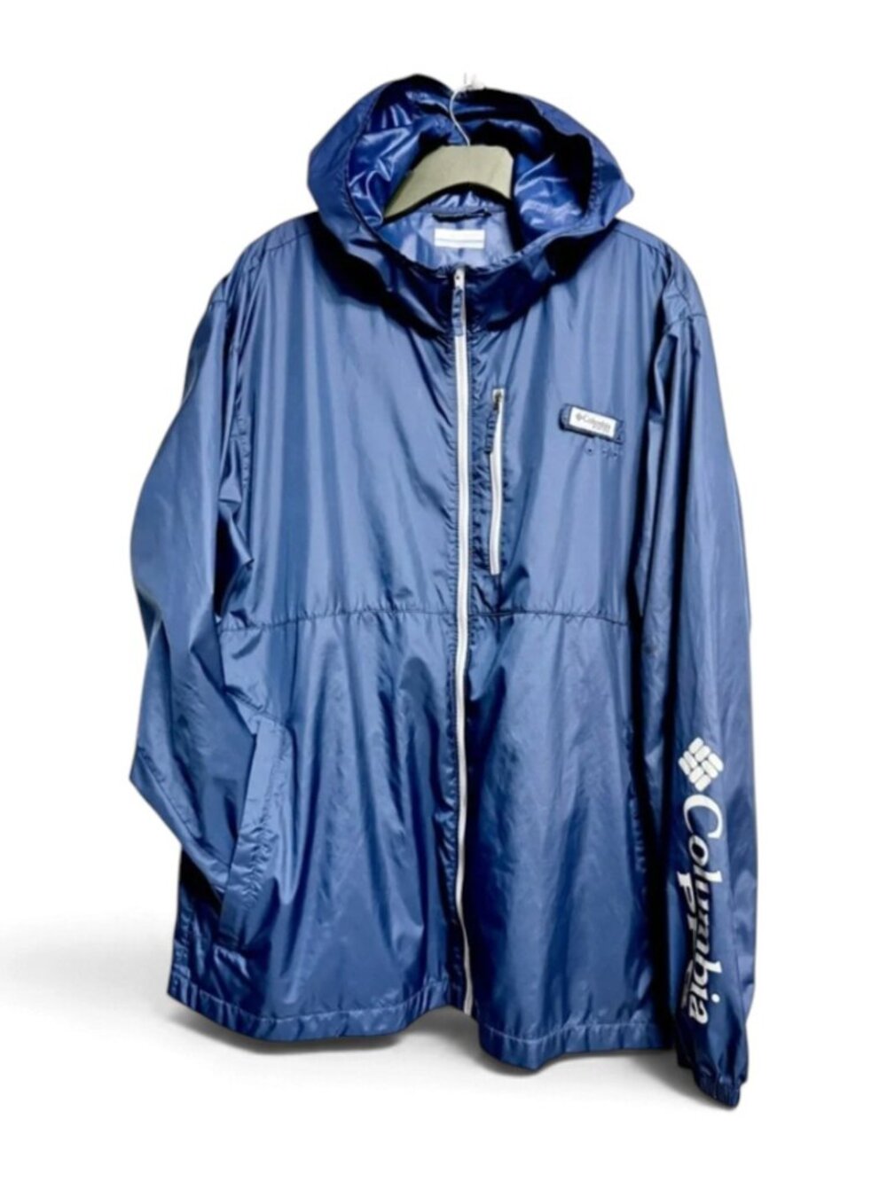 Columbia Blue Hooded Packable Windbreaker/Rain Jacket